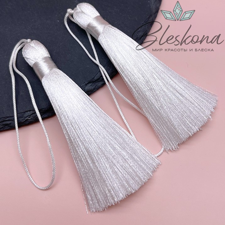 Кисть вискозный шелк Белая 8*1 см