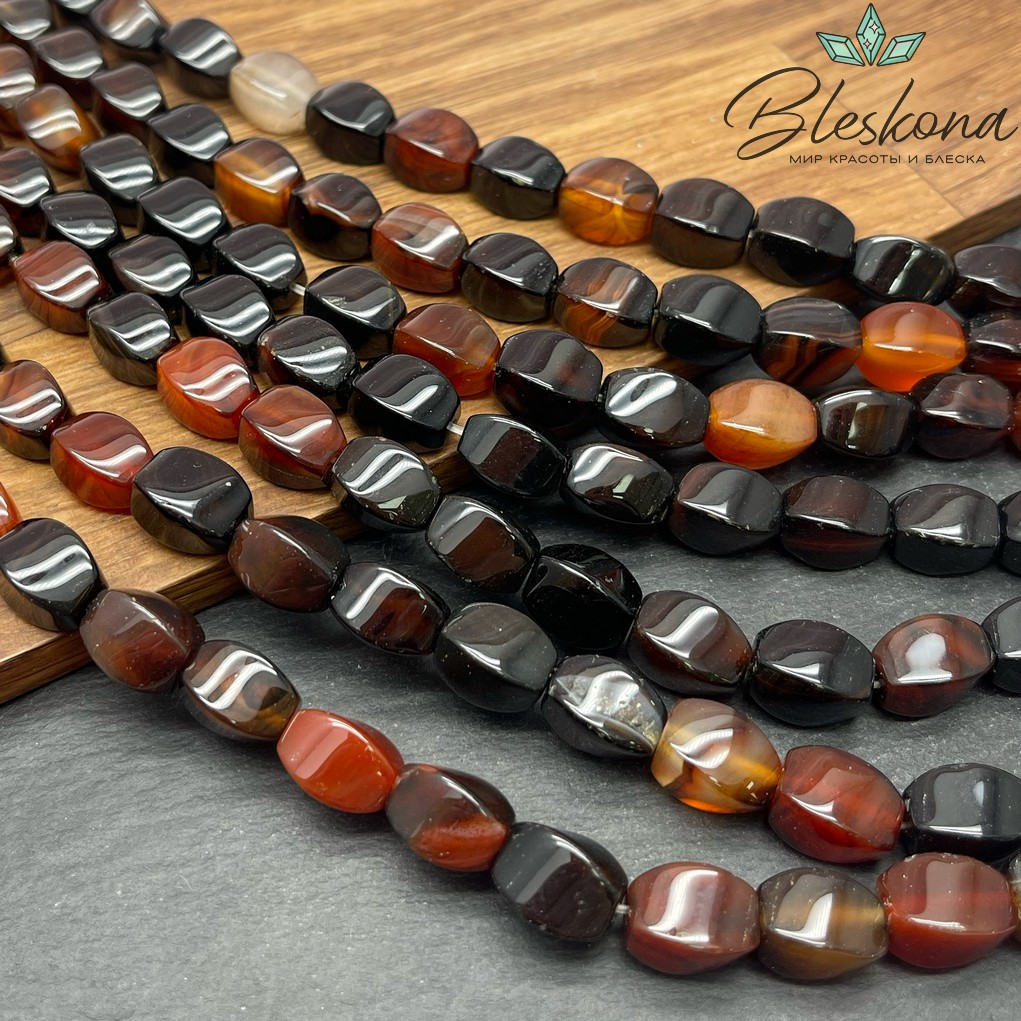 Сердолик черный бочонок крученый 12*8 мм