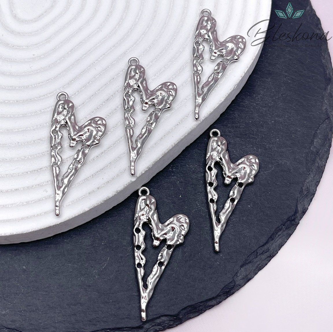 44,5*19 мм Цвет серебро, Подвеска сердце с отверстиями