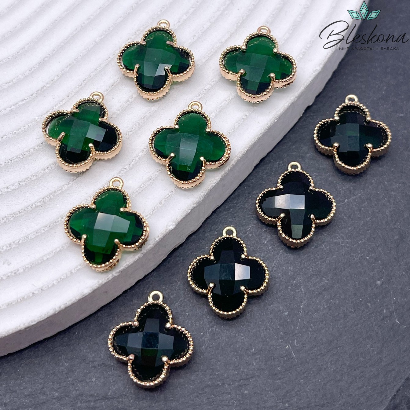 17*15 мм Цвет золото, Подвеска клевер зеленый циркон 