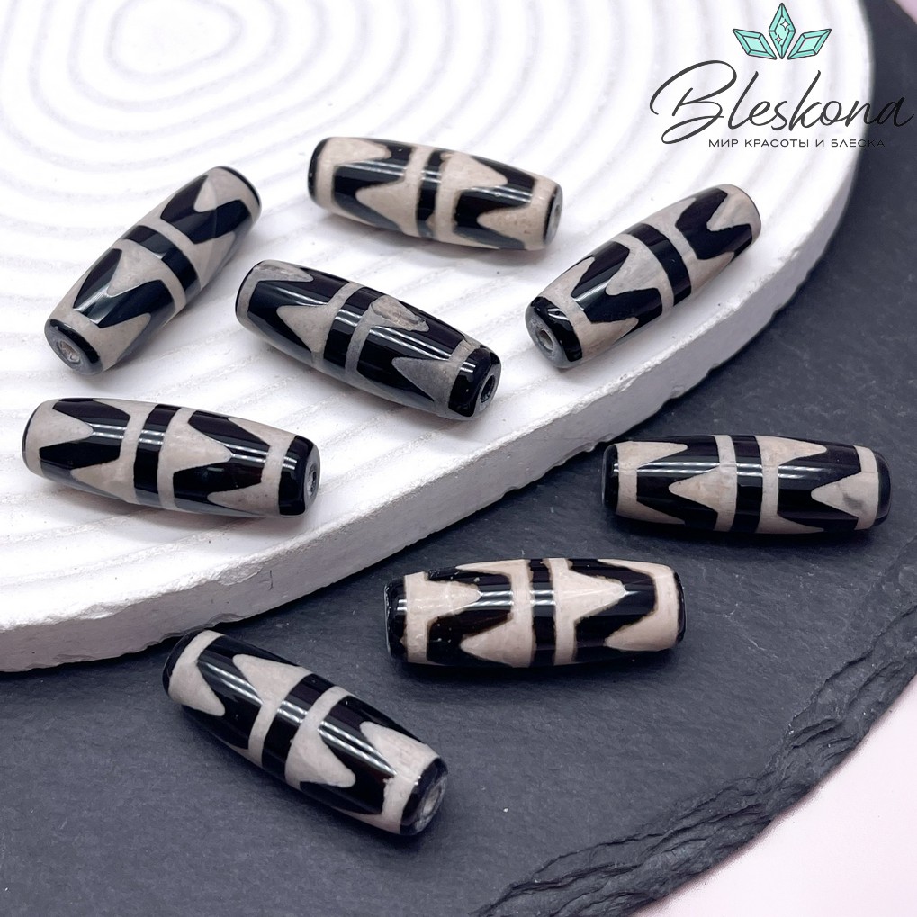 Бусина Дзи 2-й Тигриный Клык черно-белый бочонок 30*11 мм