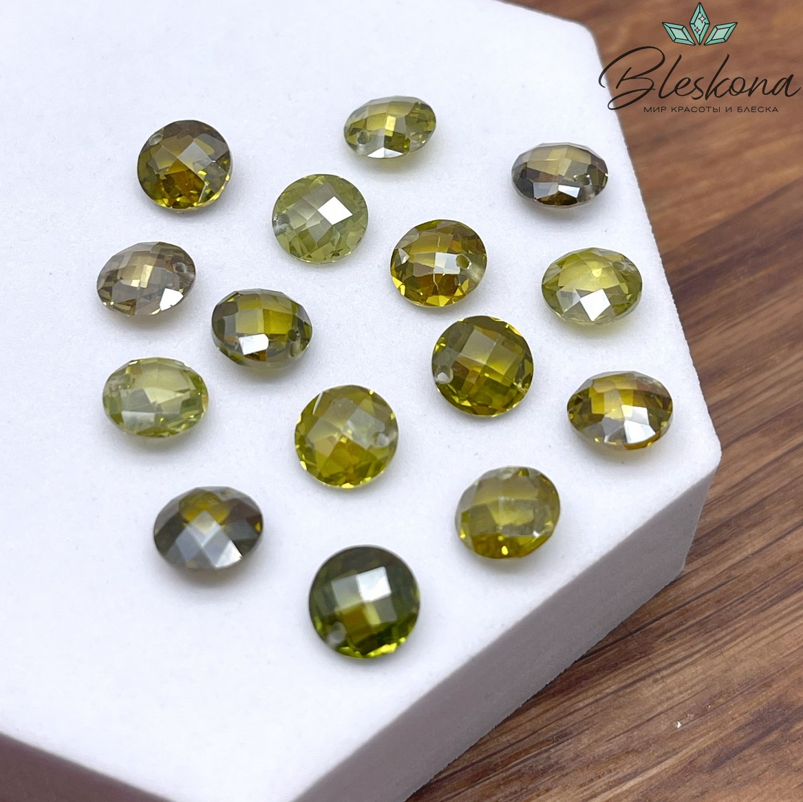 8 мм, Подвеска Циркон круг зеленый №1 (кубический цирконий, фианит) 