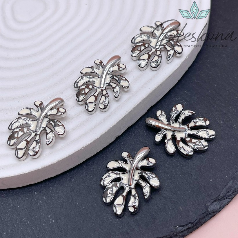 30*24 мм Цвет серебро, Подвеска Лист Монстера белая эмаль