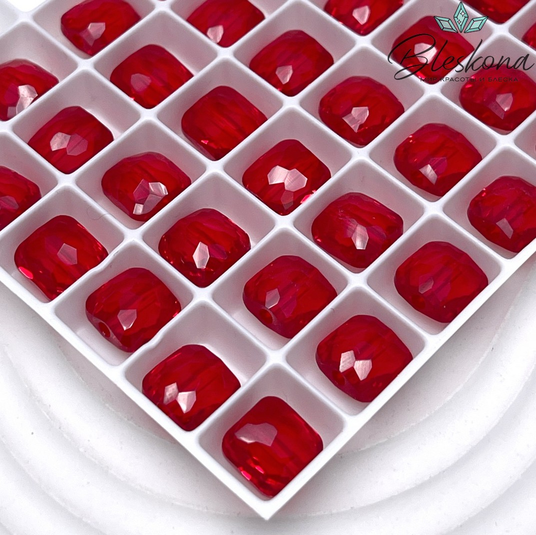 5035 Square Cusion 8 mm Light Siam