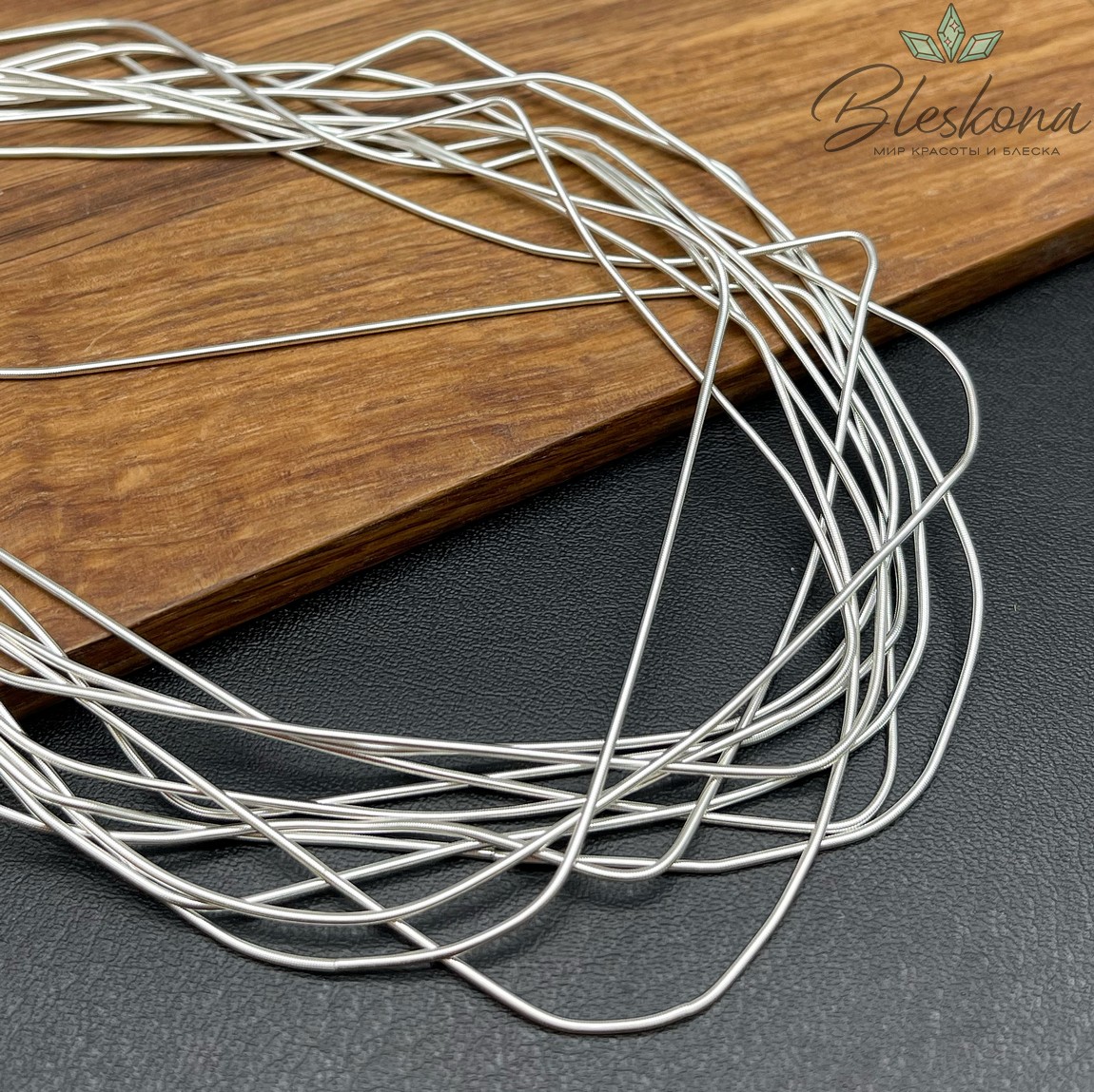 Канитель мягкая гладкая 1 мм, Цвет MD-01 уп.5 гр (оттенок серебристого)