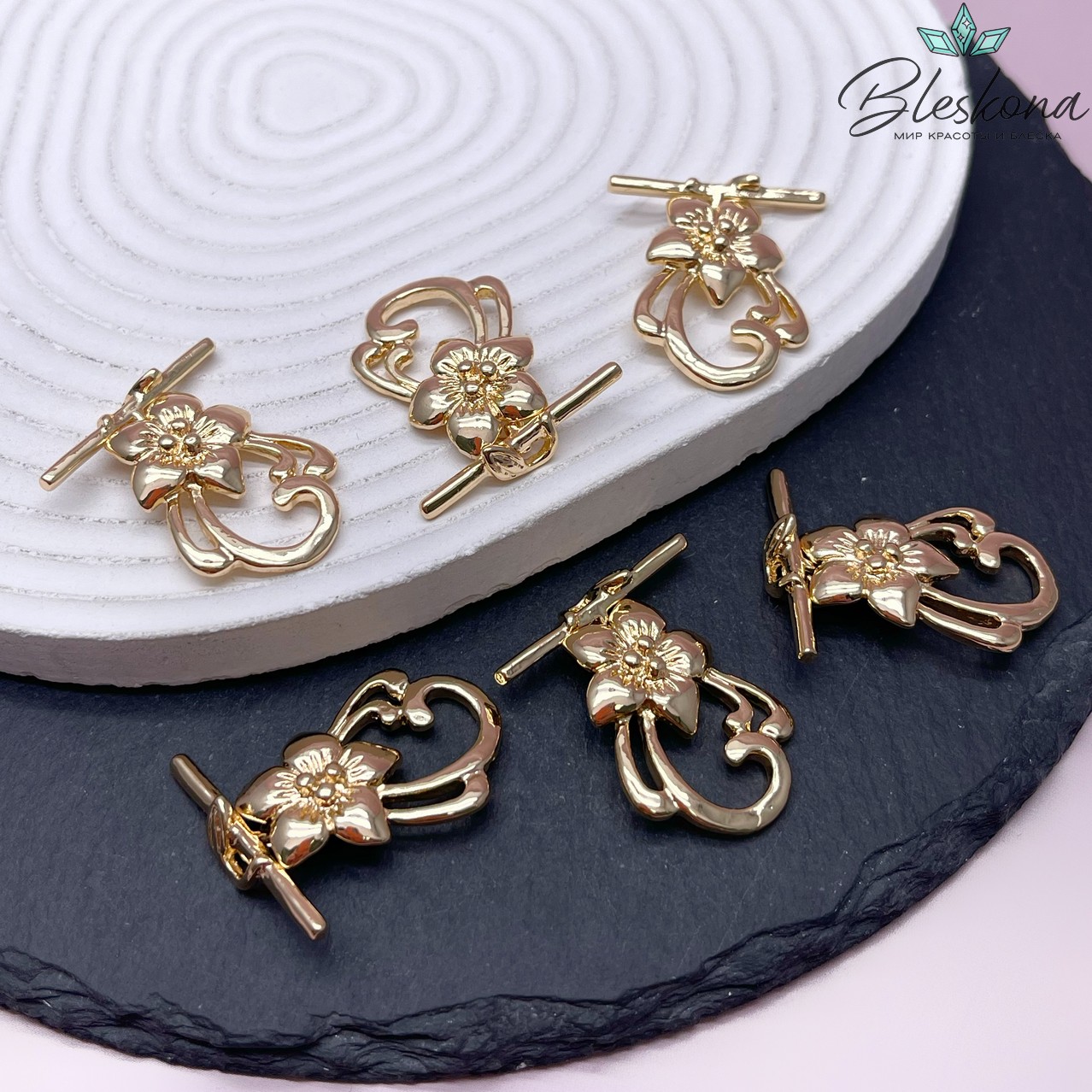 28,5*21,2 мм Цвет золото, Замок Тогл цветок