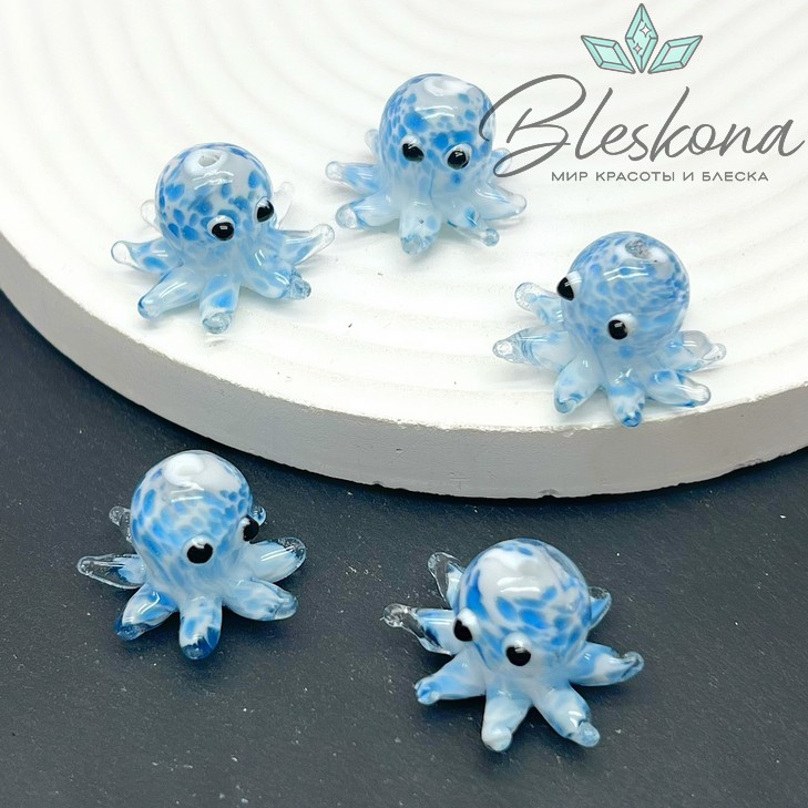 15,5*22 мм  Бусина осьминог голубой