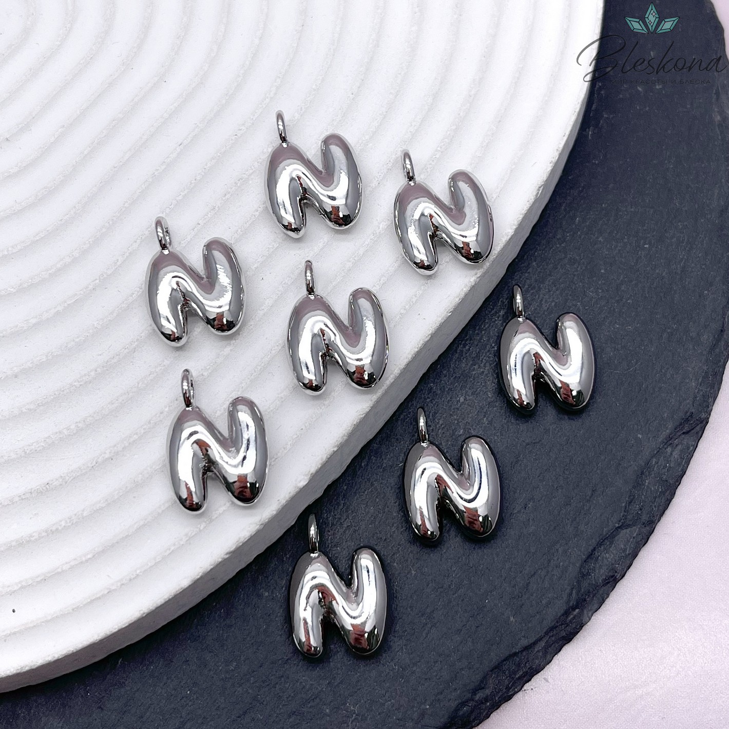 18 мм, Цвет серебро, Буква объемная N