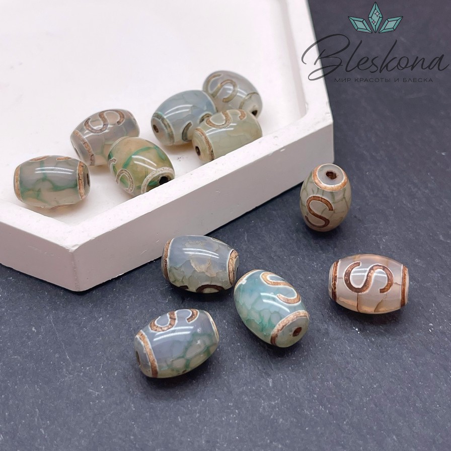 Бусина Дзи Денежный крючок зелено-коричневый бочонок 10*14 мм