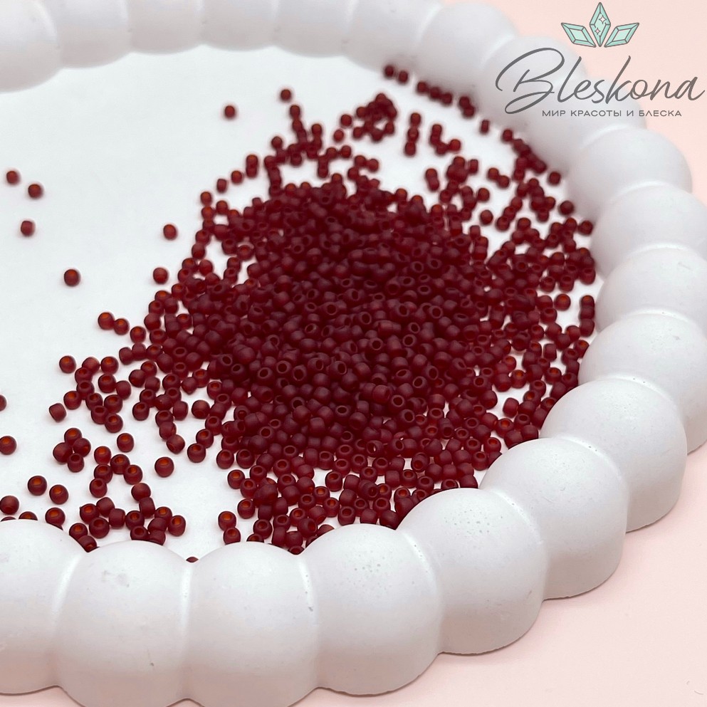Бисер TOHO round 11/0 цвет №5DF (оттенок красного)