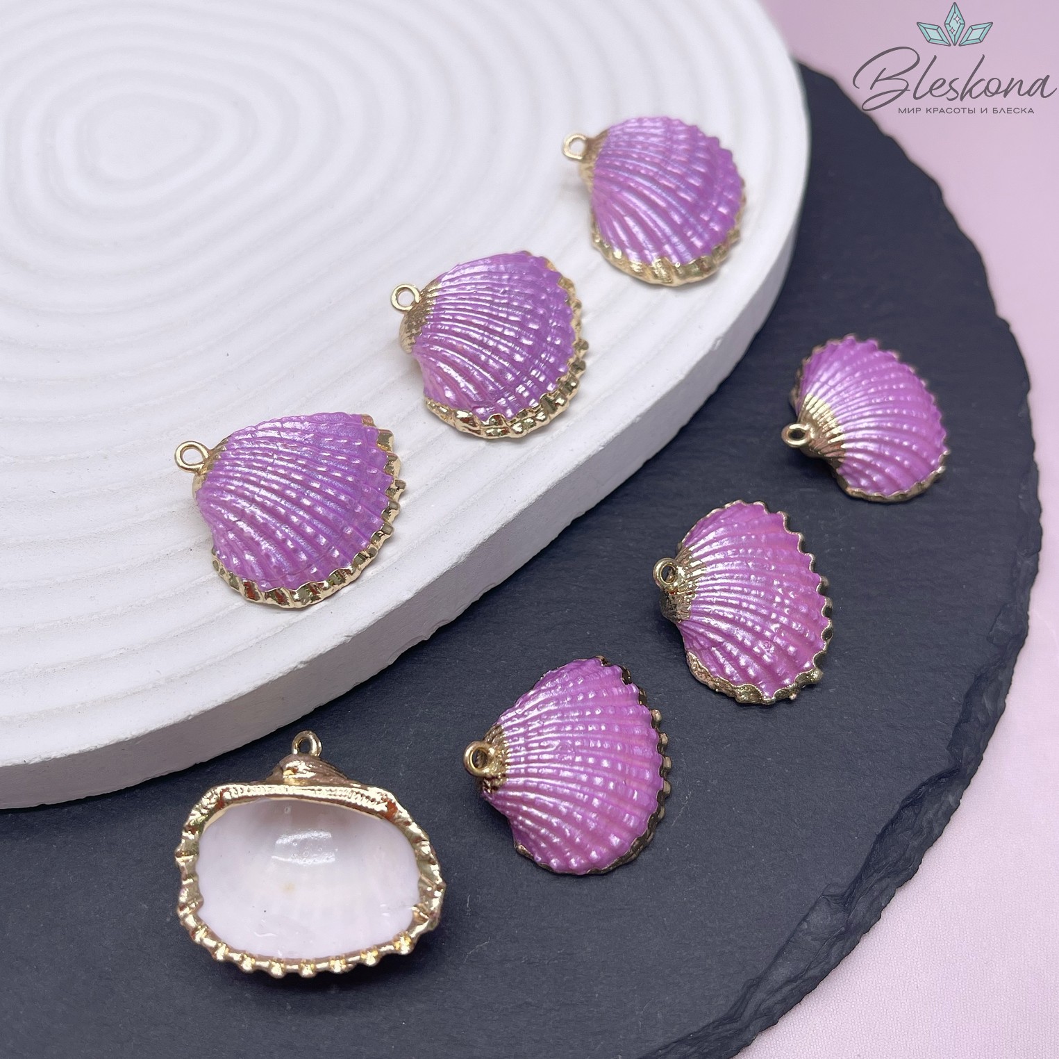 (23-26)*(25-30) мм, Цвет золото, Подвеска Ракушка сиреневая