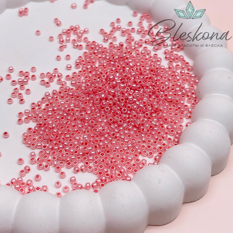 Бисер TOHO round 11/0 цвет №911 (оттенок розового)