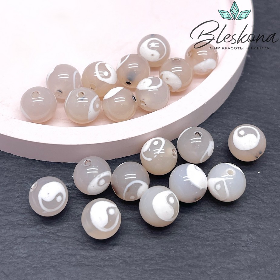 Бусина Дзи Инь-Янь серо-белый шар 10 мм уп.10 шт.