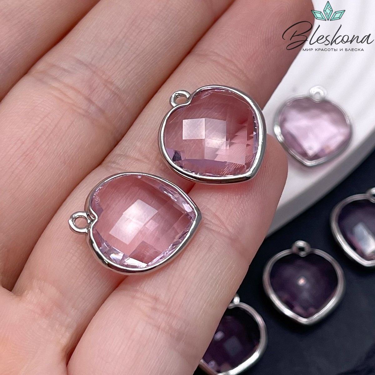 15 мм, Цвет серебро, Подвеска сердце розовое огранка