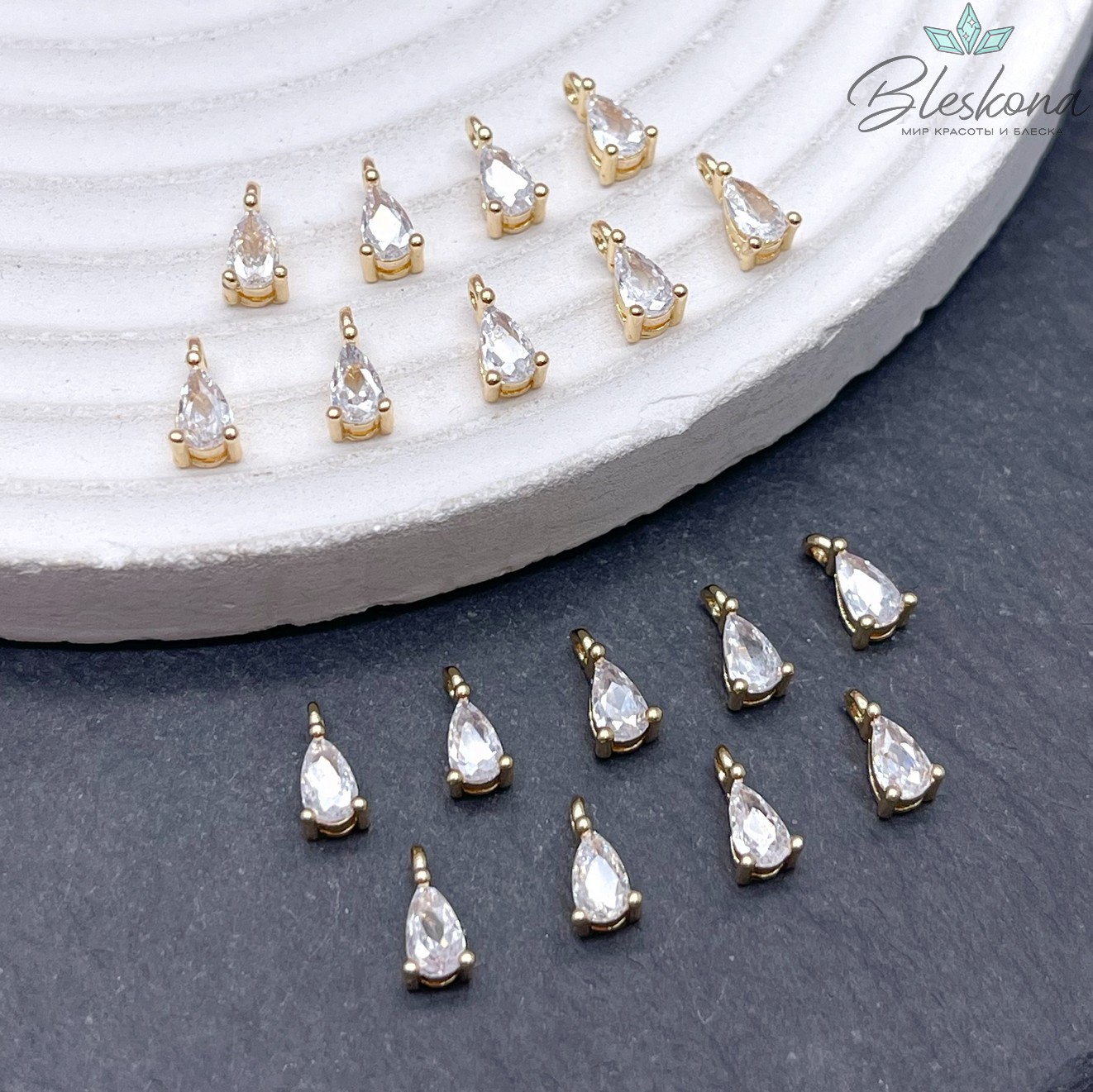 7,7*3,7 мм Цвет золото, Подвеска капля белый циркон
