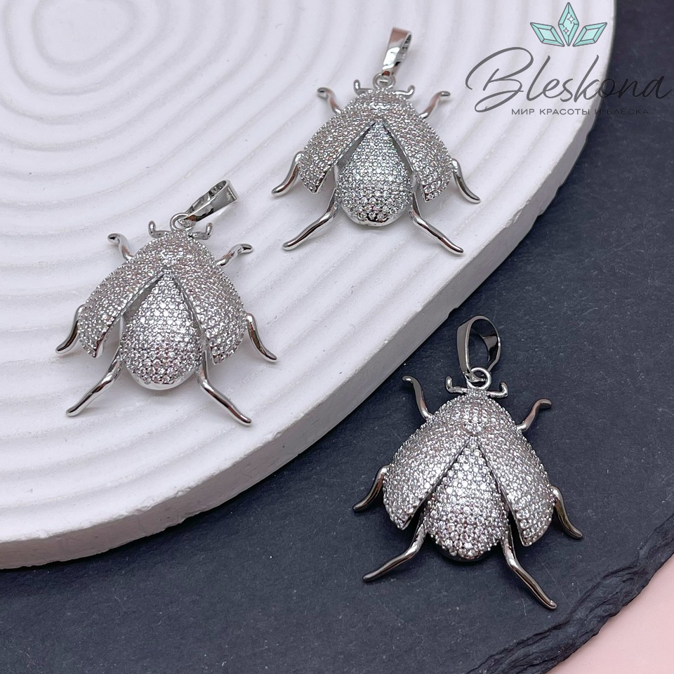 31*31 мм Цвет серебро, Подвеска Жук цирконы 
