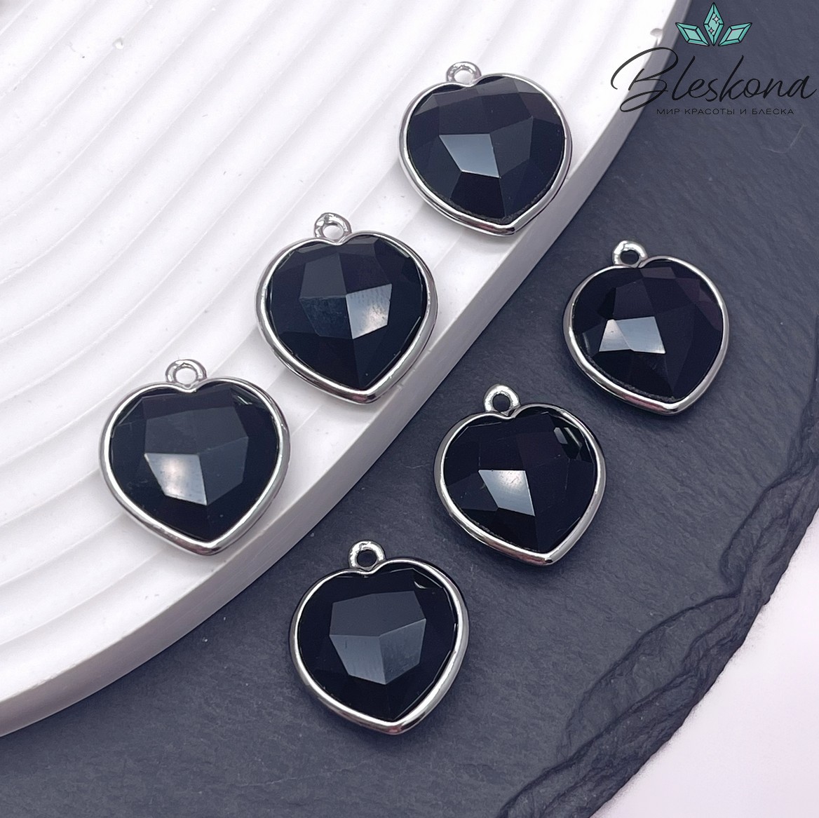 16,3*18,7мм,Цвет серебро,Подвеска Сердце Агат черный огранка