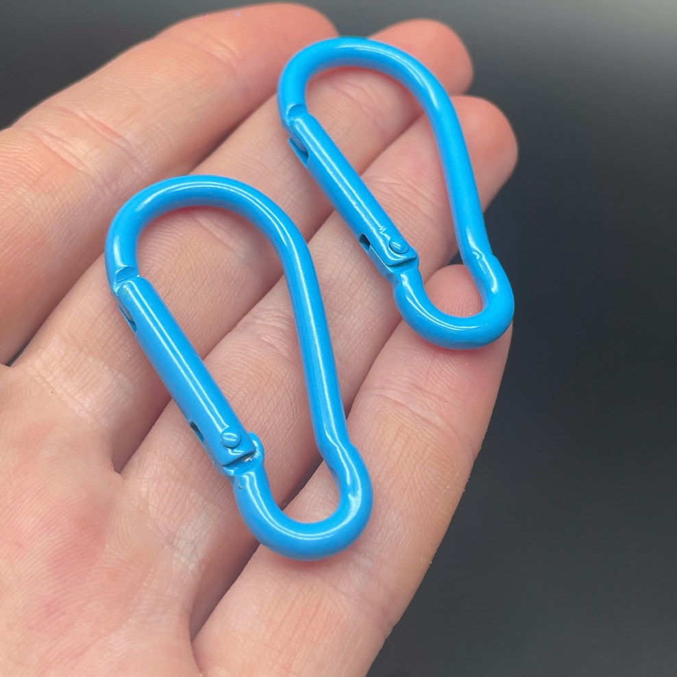 22*45,7мм , Замок-карабин крупный светло-синяя  эмаль 