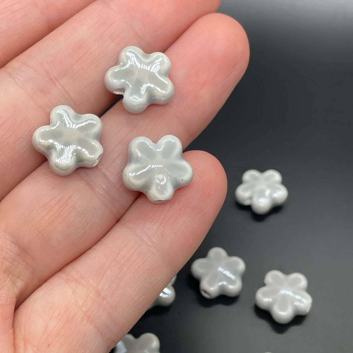 11 мм Бусина цветок, керамика цвет серый