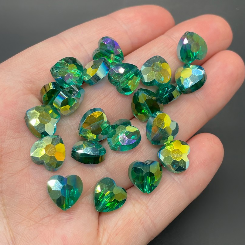 10 мм, Стекло Lux бусина сердце огр.зеленое с переливом уп.10шт