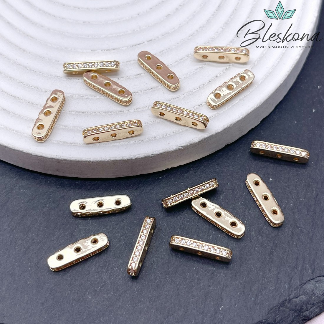 16*2,6 мм Цвет золото, Бусина разделитель 3 ряда цирконы