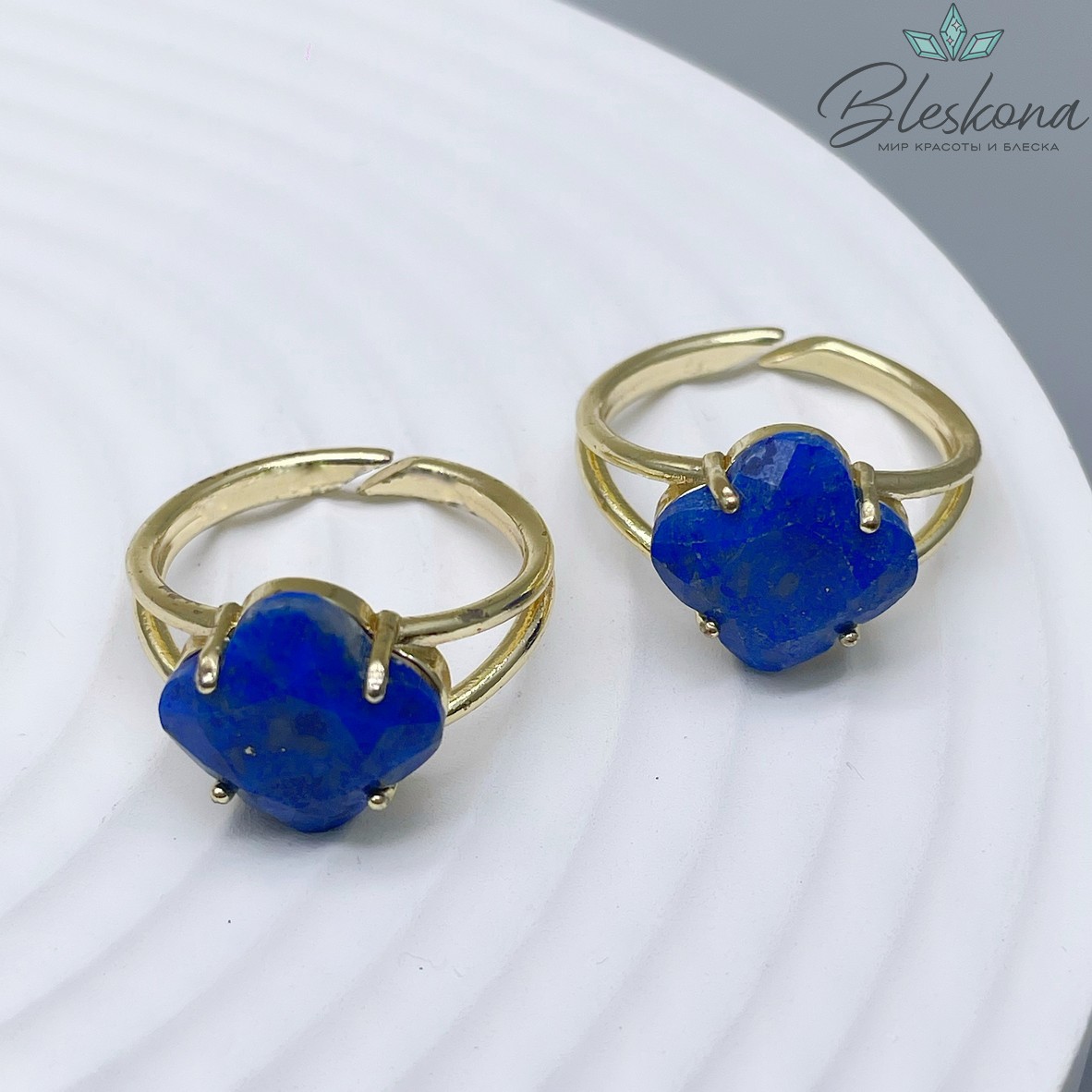 21,8мм,Цвет золото, Кольцо клевер Лазурит безразмерное 