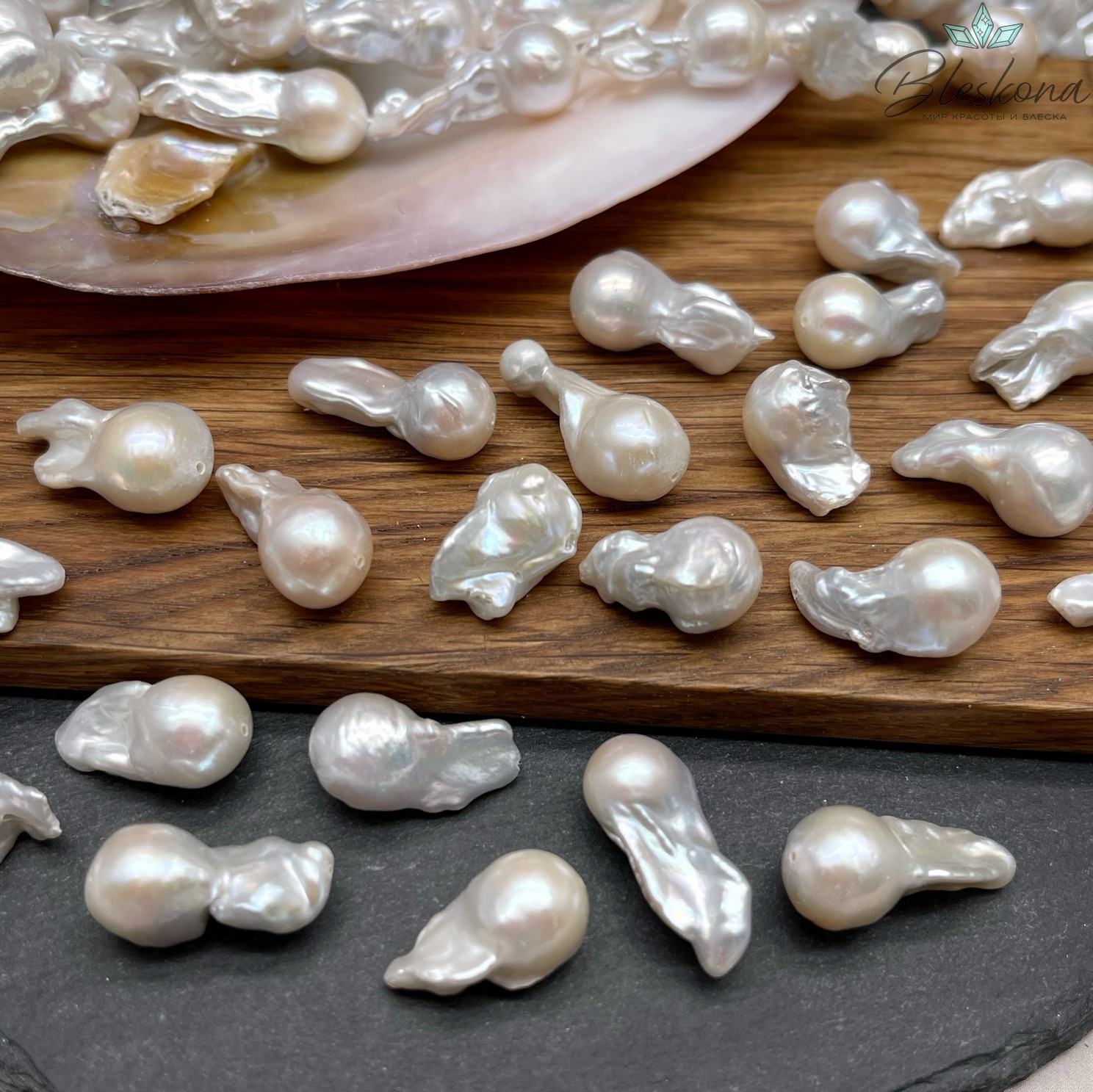 Жемчуг Барокко белый штучно ~ (18-19)*(11-13) мм 