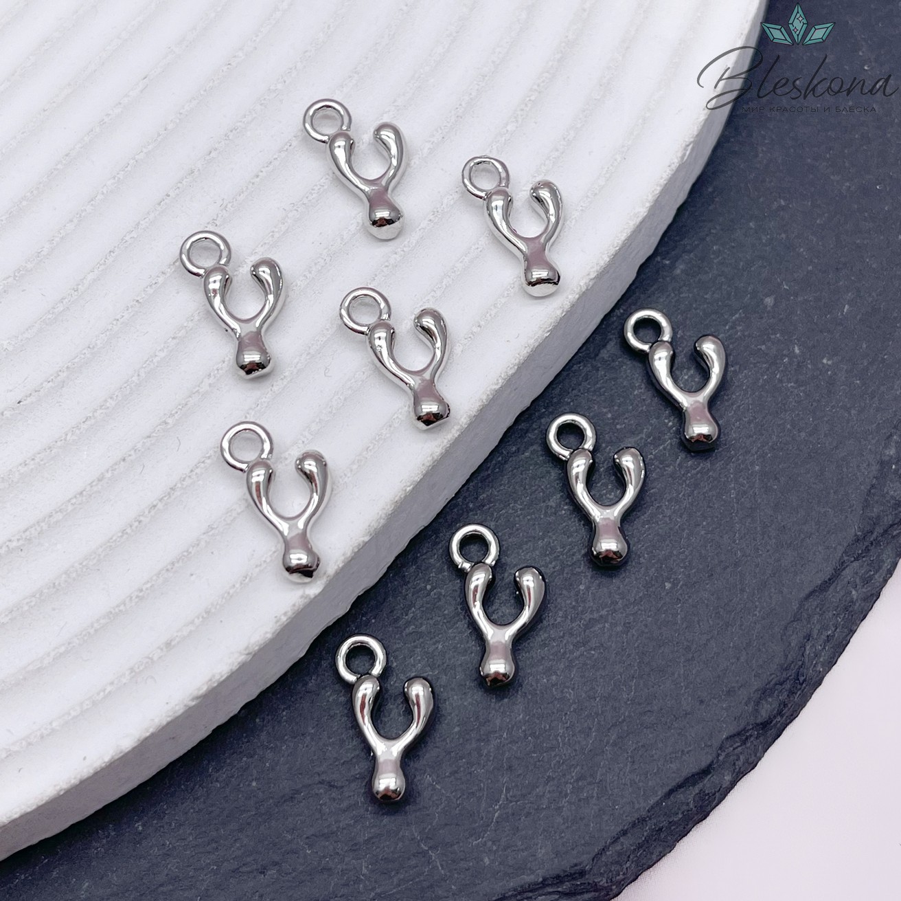 13 мм Цвет серебро, Буква гладкая Y