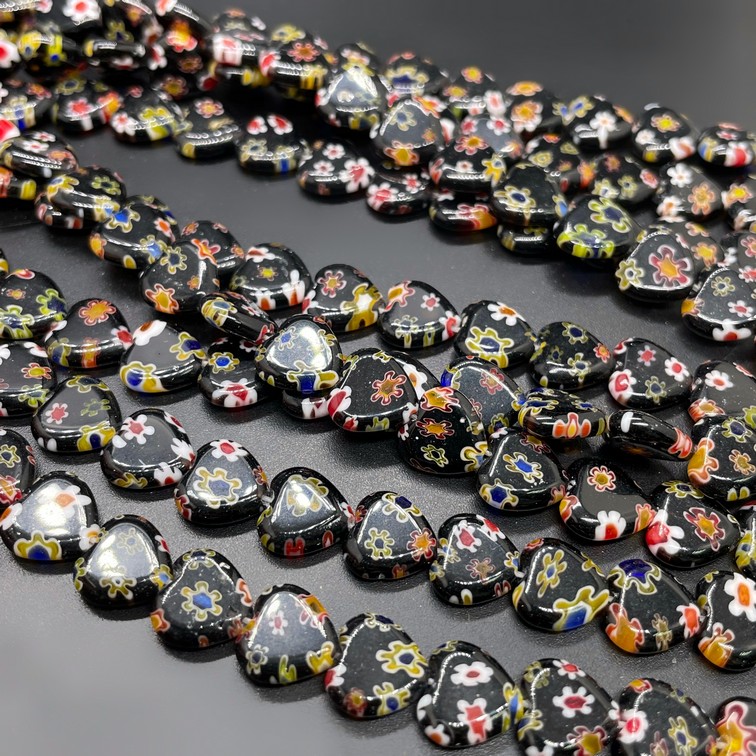 Муранское стекло черные сердце  10 мм