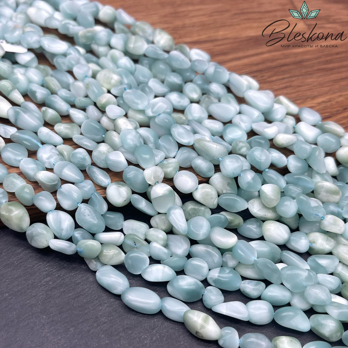 Волластонит (синтетический) галтовка  6-8 мм 