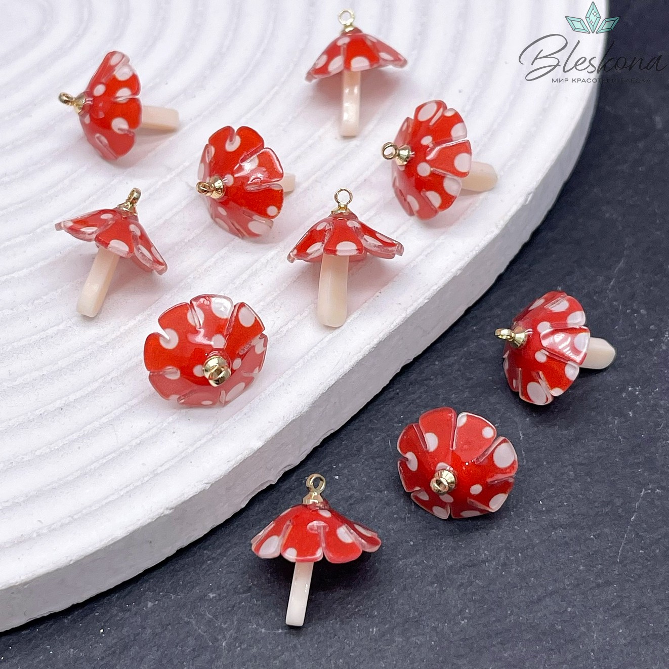 17*15 мм Цвет золото, Подвеска грибочек