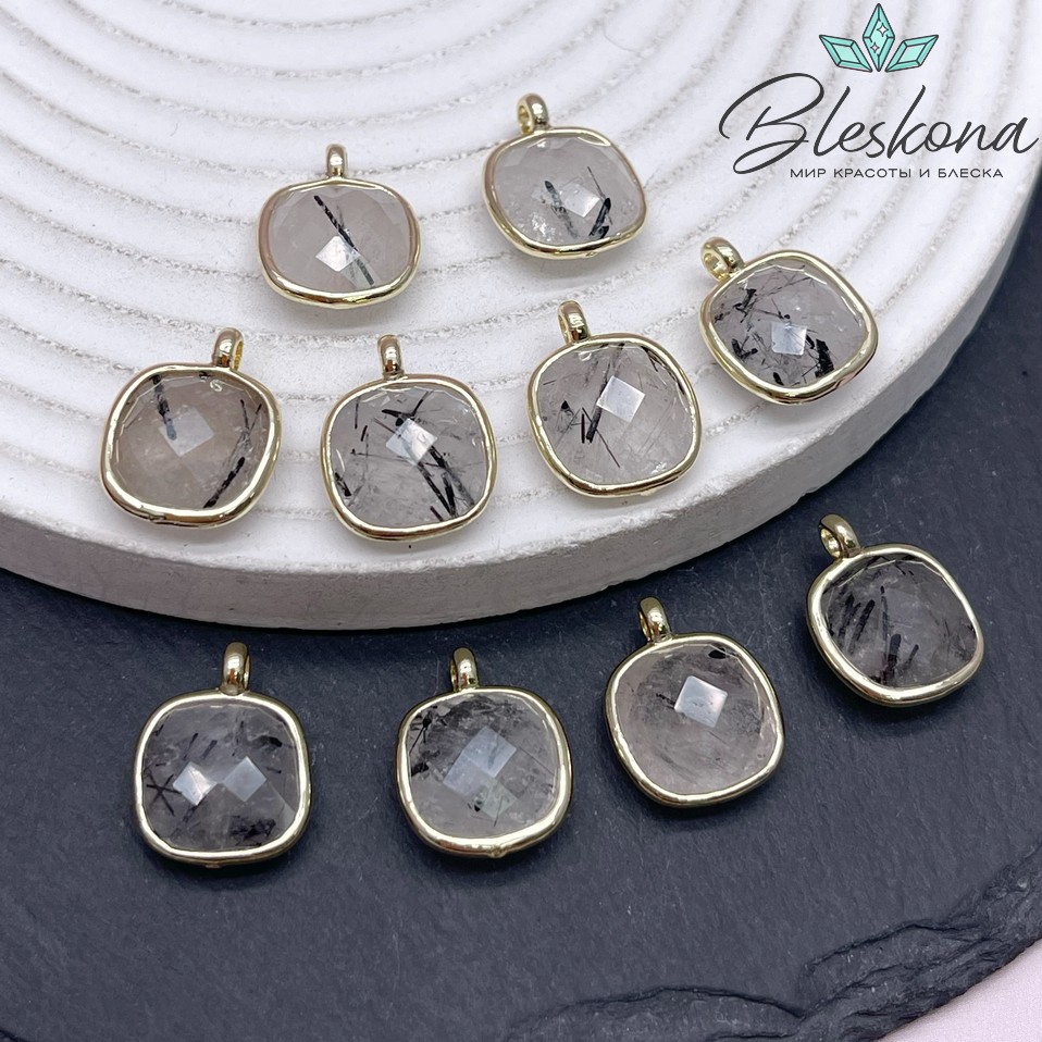 13мм, цвет золото ,Подвеска квадрат Турмалиновый Кварц в обрамлении 