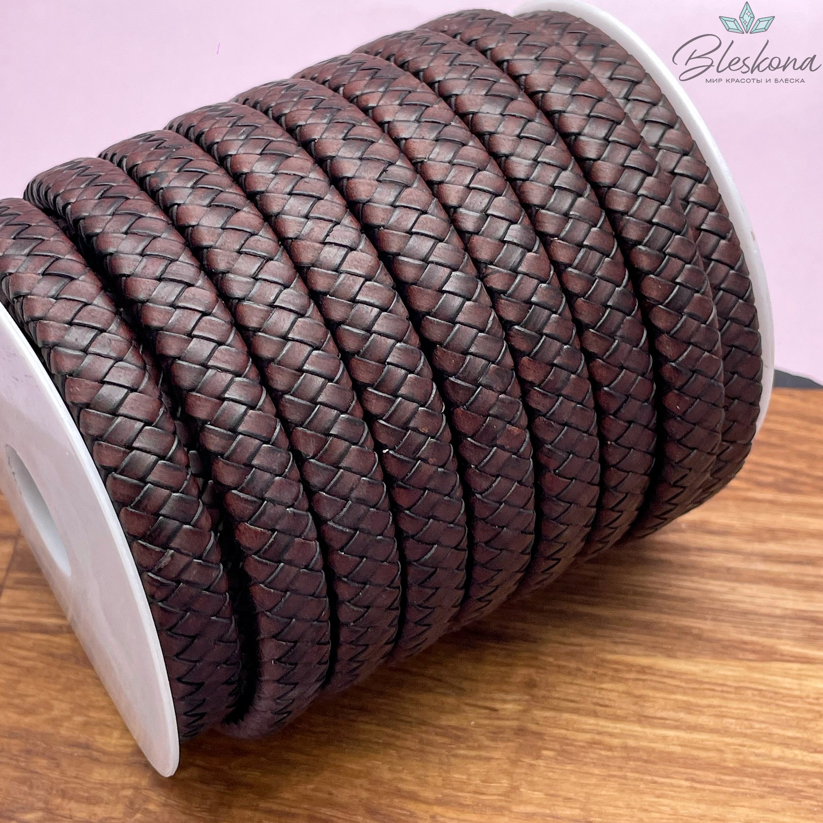 Шнур для браслетов из натуральной кожи коричневый 11*6 мм