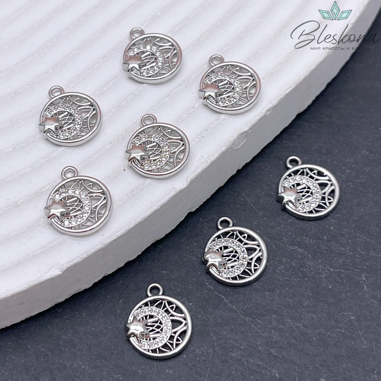 11*12,8 мм Цвет серебро, Подвеска звезда в круге цирконы 