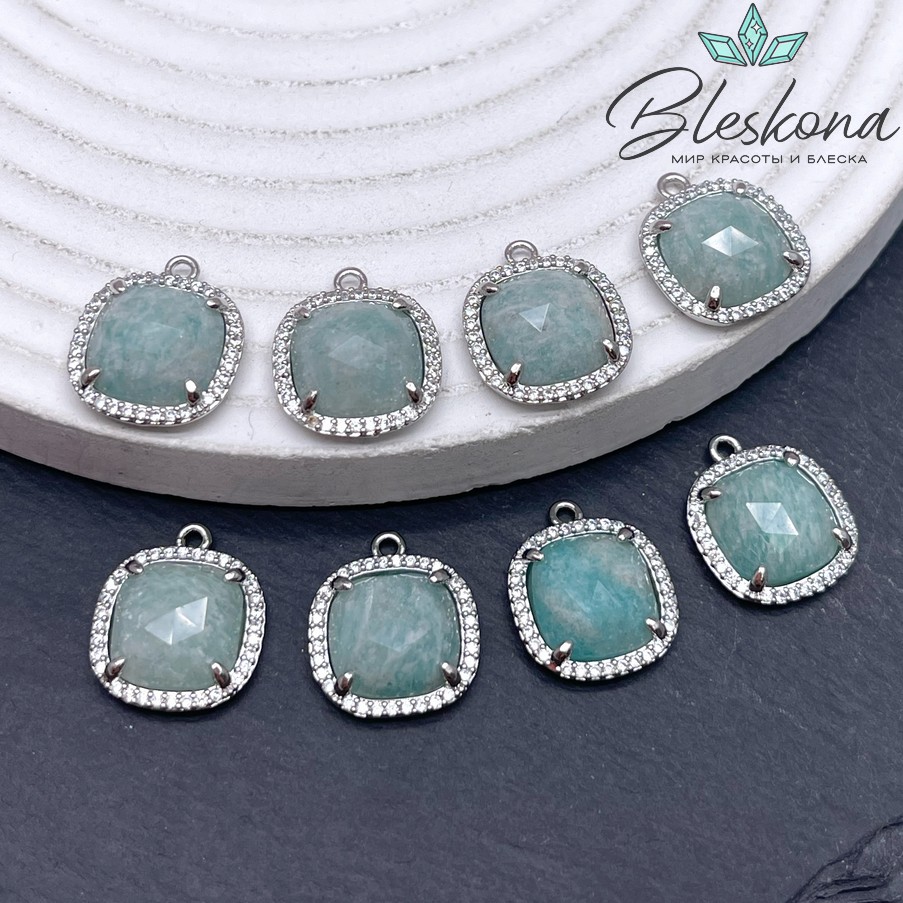 14мм, цвет серебро ,Подвеска квадрат Амазонит в обрамлении цирконы