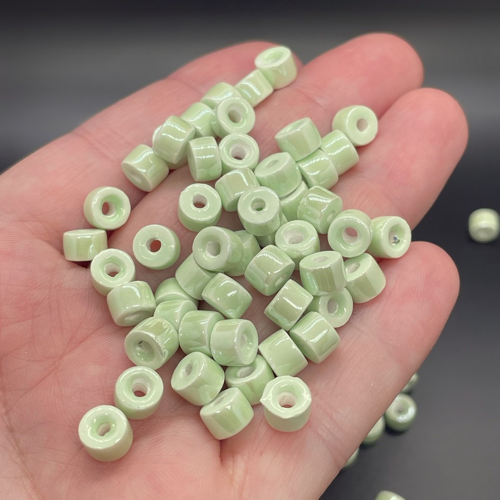 6*4 мм Бусина- разделитель, керамика цвет салатовый  уп.10шт