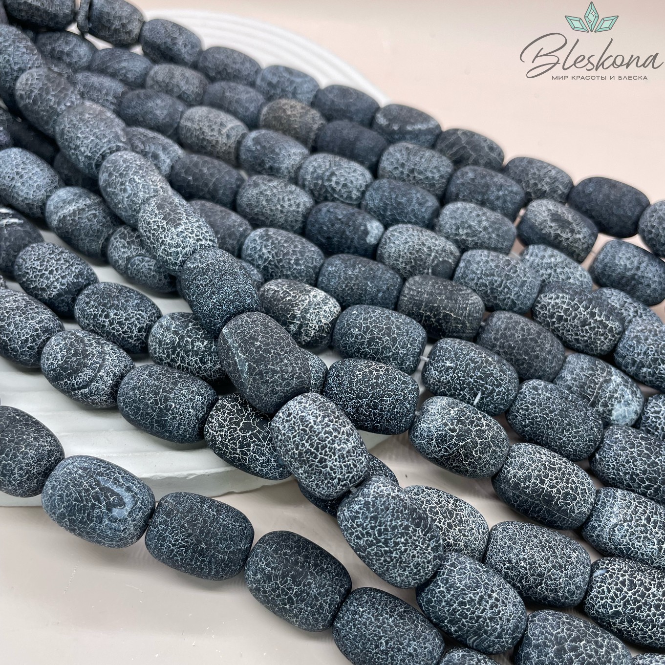 Агат Кракле черный бочата 18*13 мм