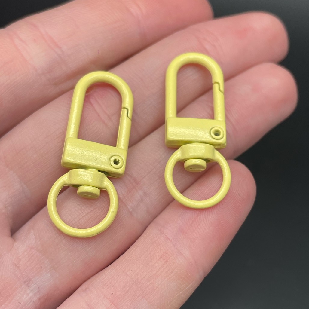 12*33,5мм , Замок крупный светло-желтая эмаль 