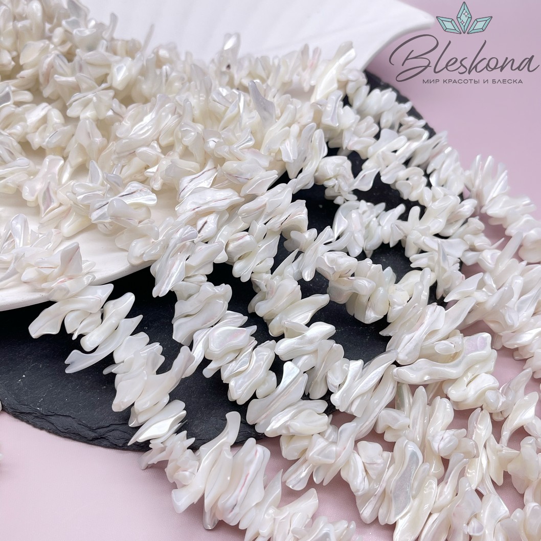 Перламутр белый сколы 20-22 мм