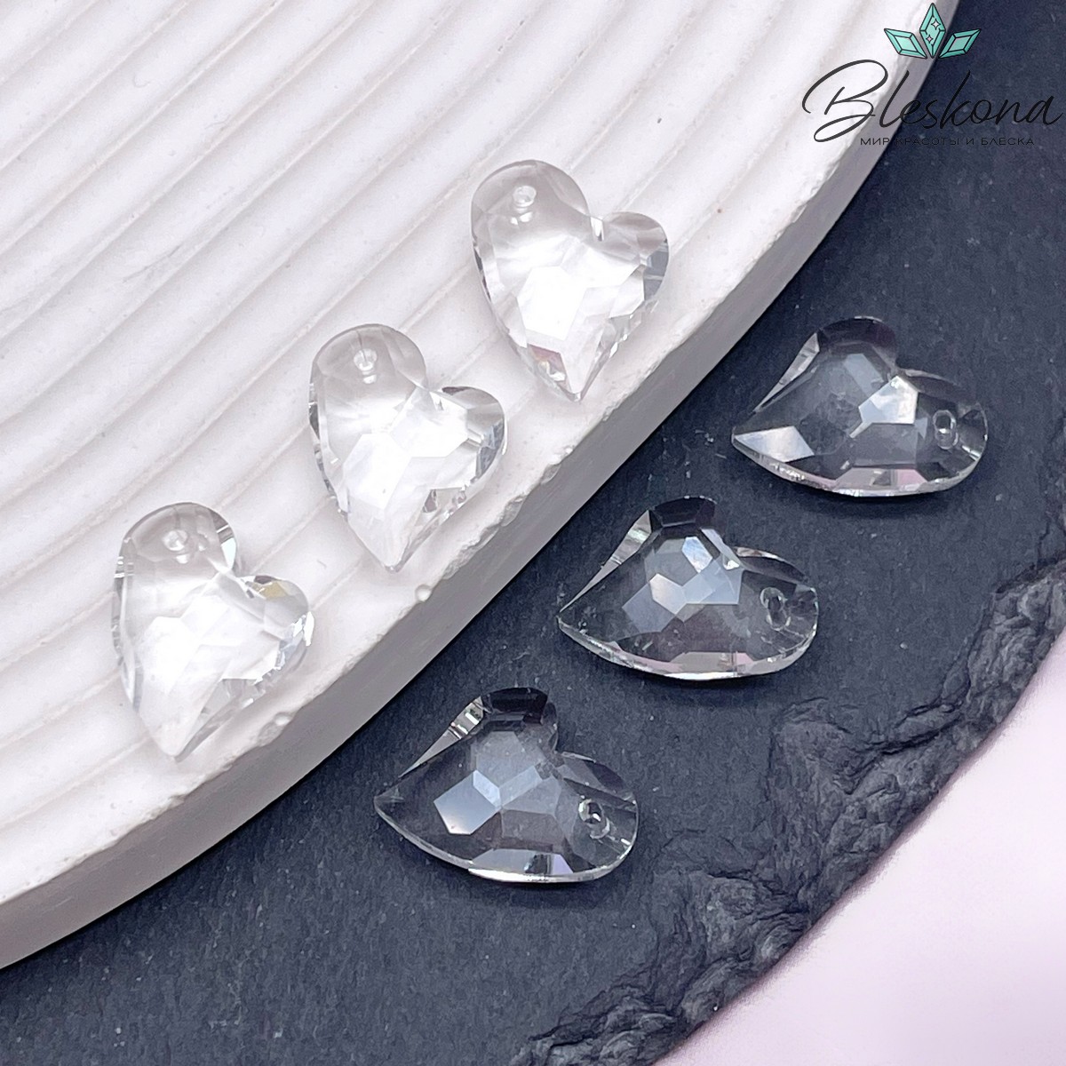 16,5*14 мм, Подвеска сердце стекло белое уп. 2 шт АКЦИЯ