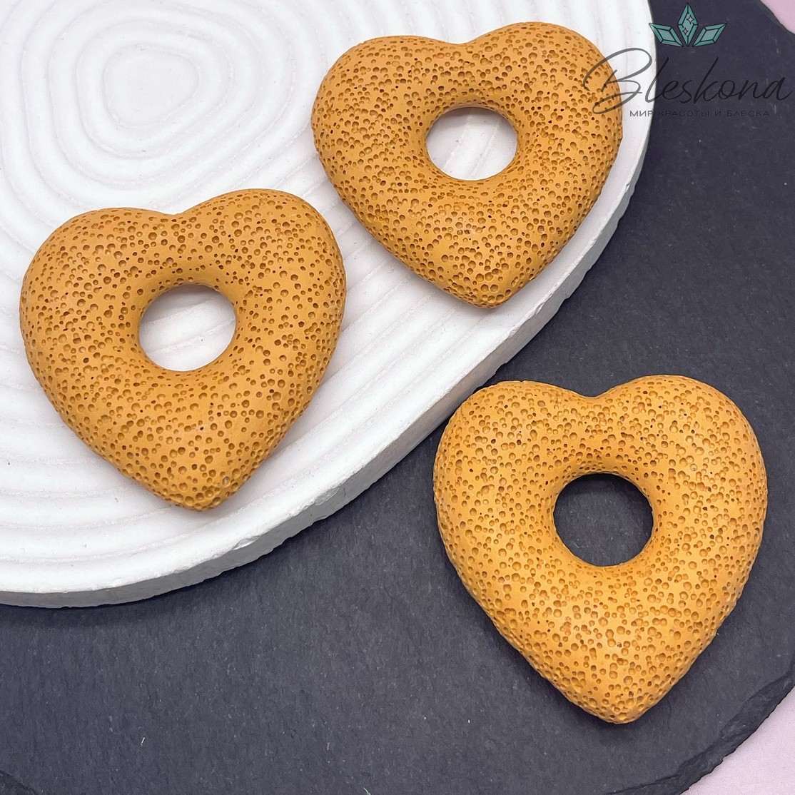 Лава Вулканическая Подвеска сердце  горчичное 53*51 мм