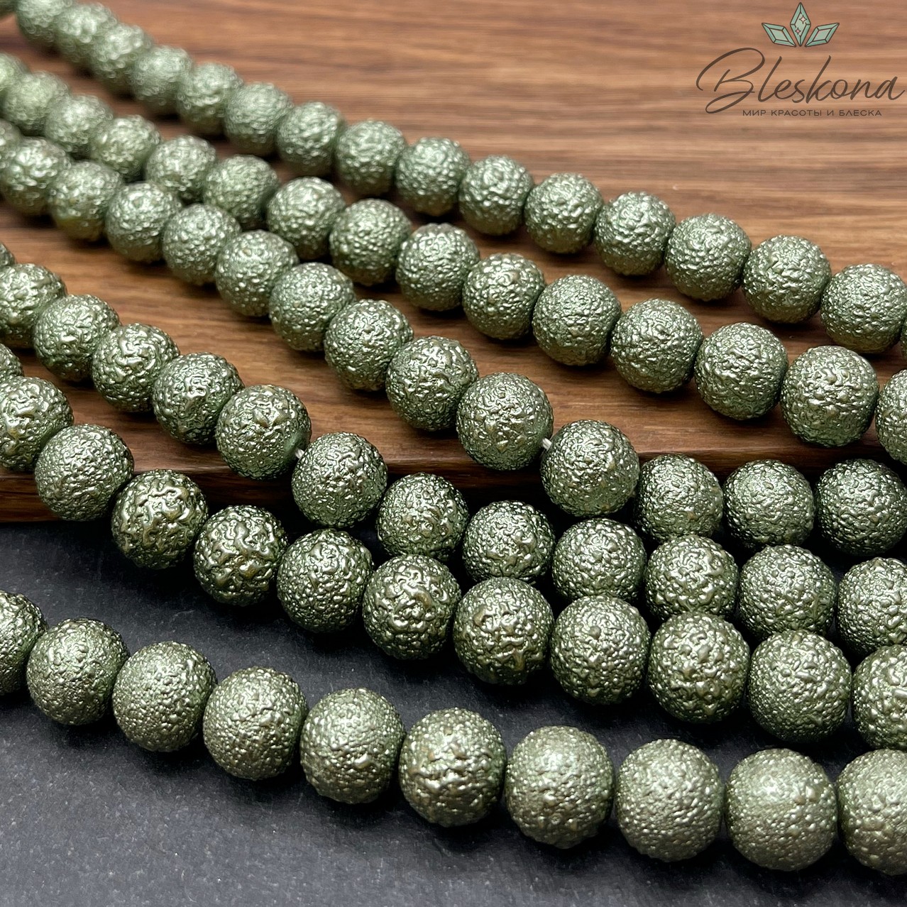 10 мм Бусина акриловая зеленая