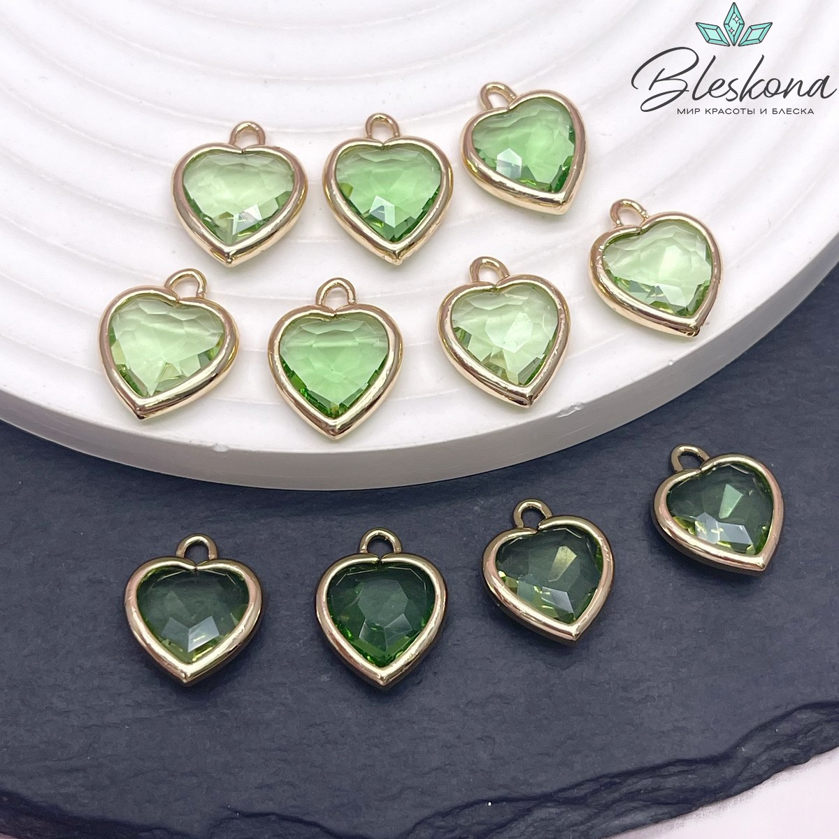 12 мм, Цвет золото, Подвеска сердце стекло светло-зеленое