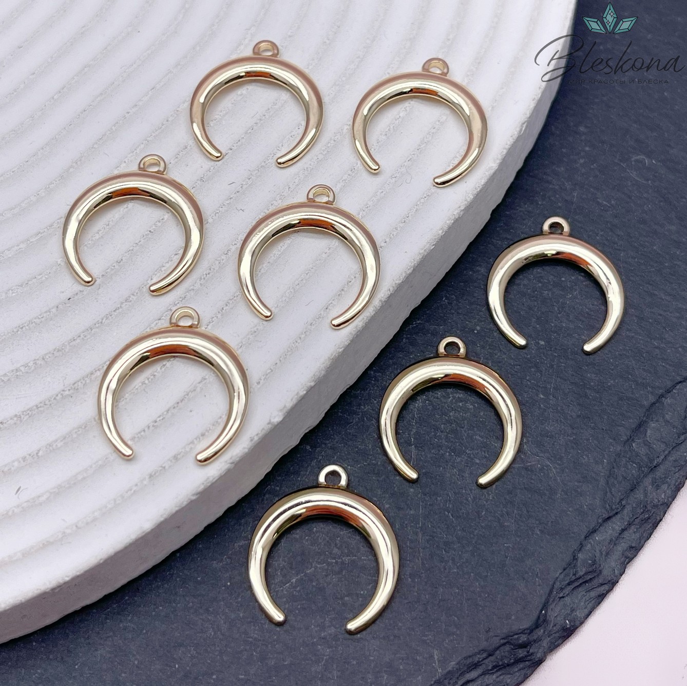 19*17,7 мм Цвет золото, Подвеска Лунница гладкая