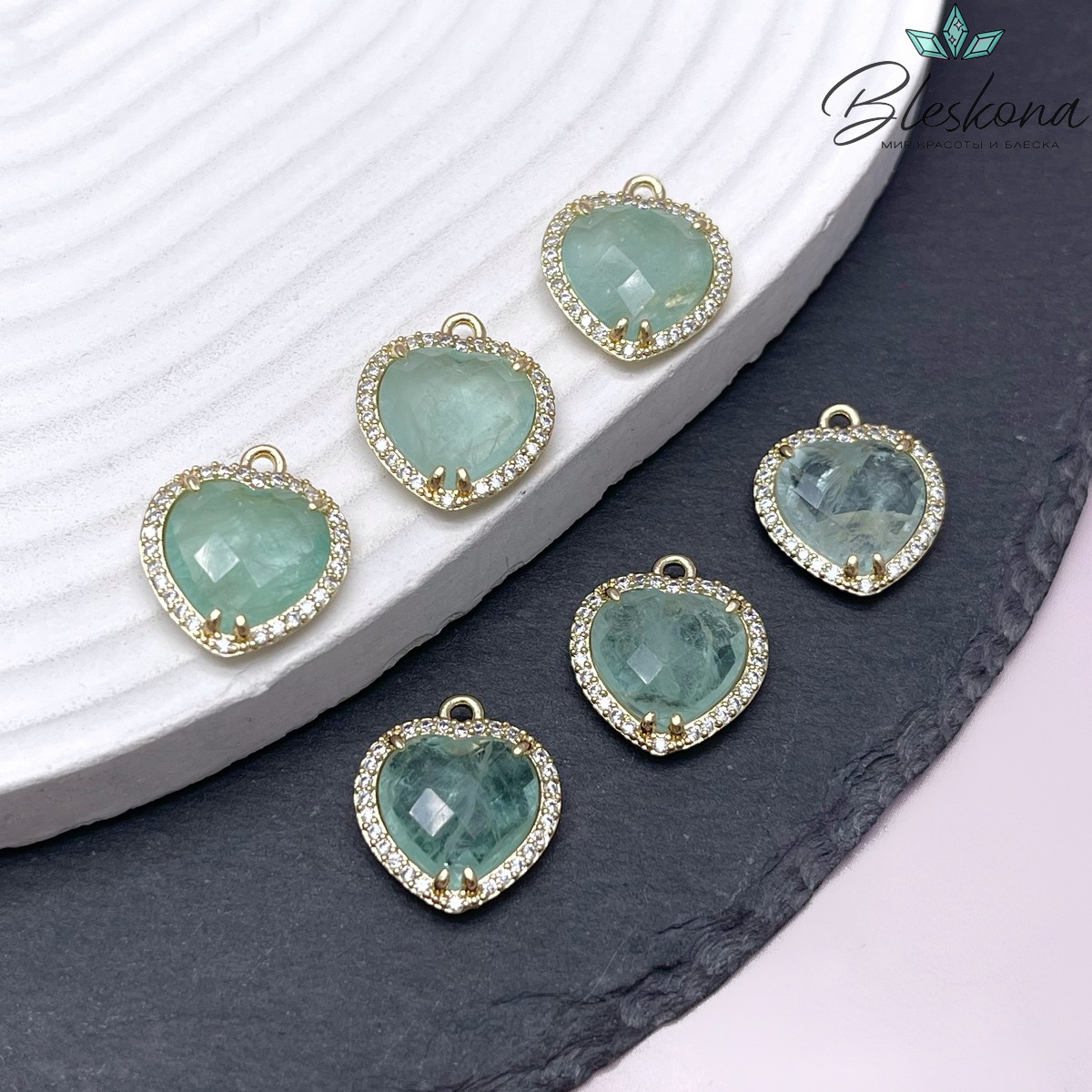 16*18мм ,цвет золото, Подвеска Сердце в обрамлении Кварц тонированный зеленый огранка цирконы