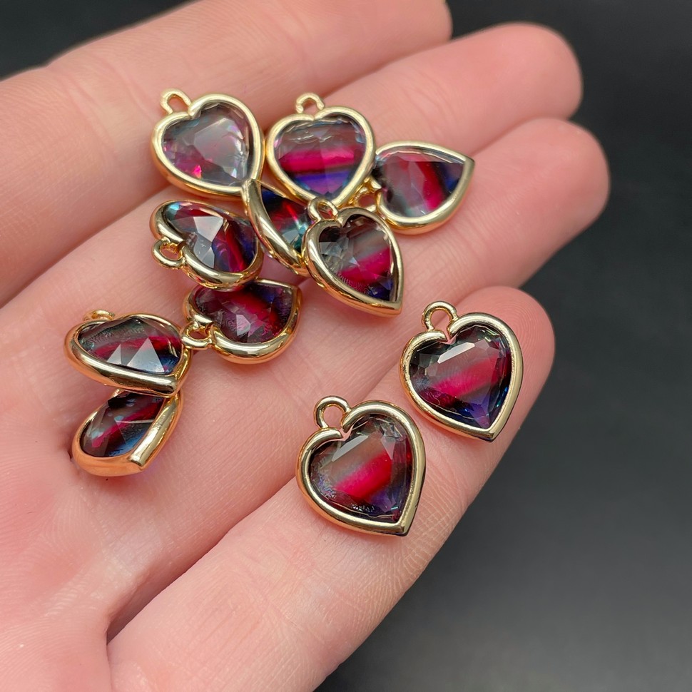 12 мм, Цвет золото, Подвеска сердце стекло малиново-синее