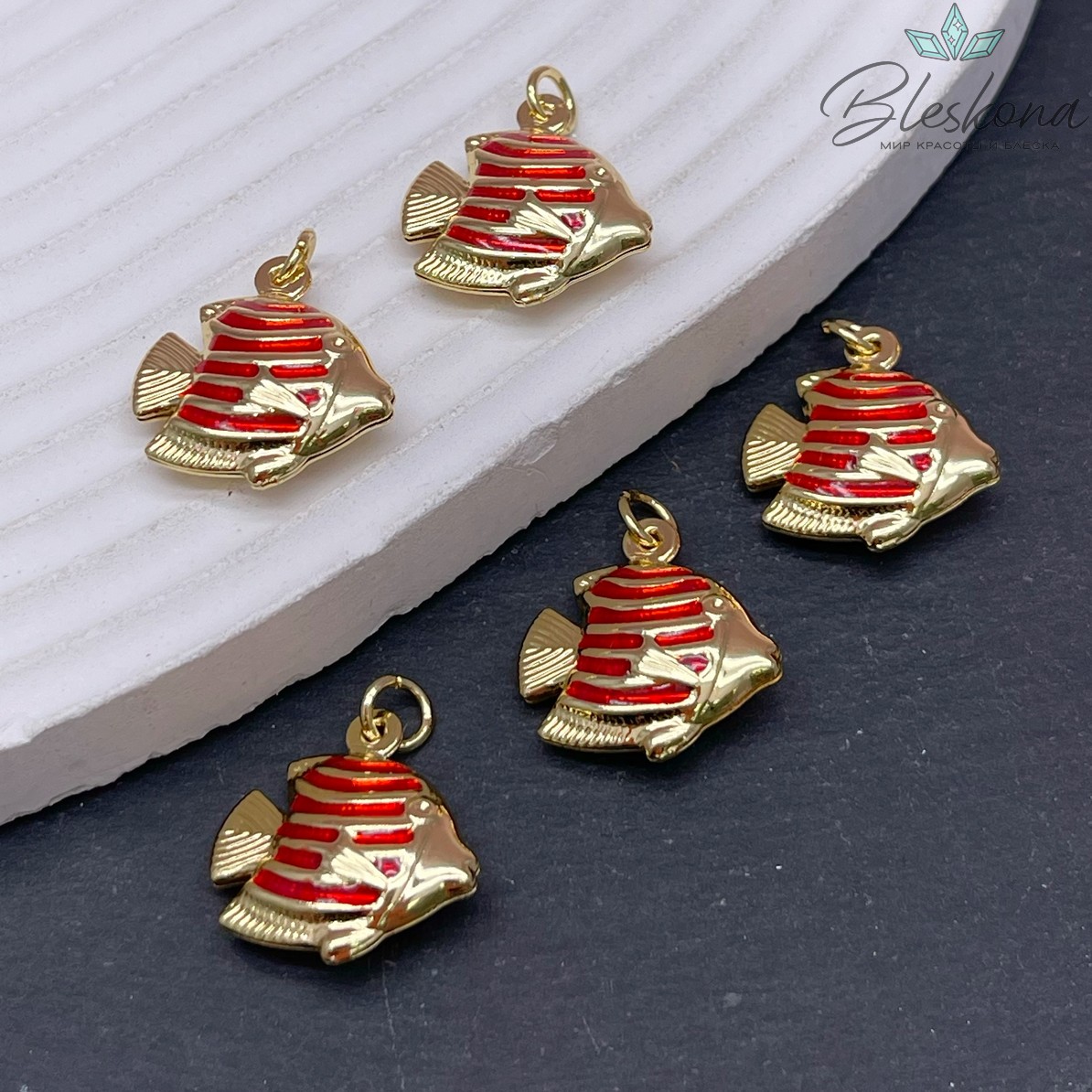 17,3*17,5 мм Цвет золото, Подвеска рыбка красная эмаль 