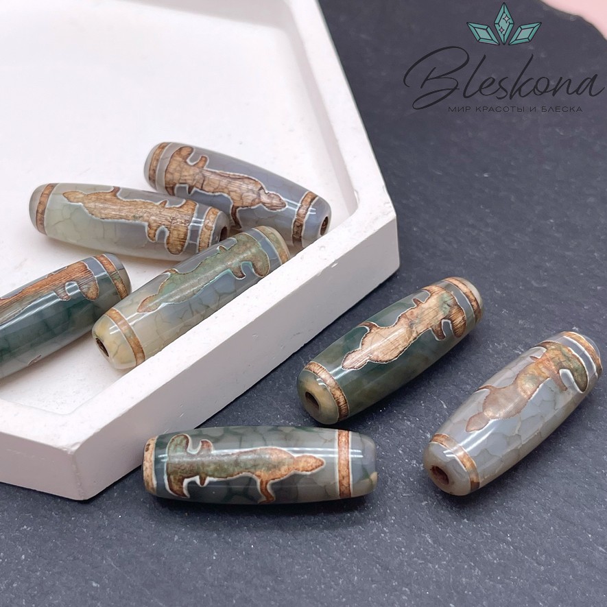 Бусина Дзи Гуань Инь зелено-коричневый бочонок 30*11 мм