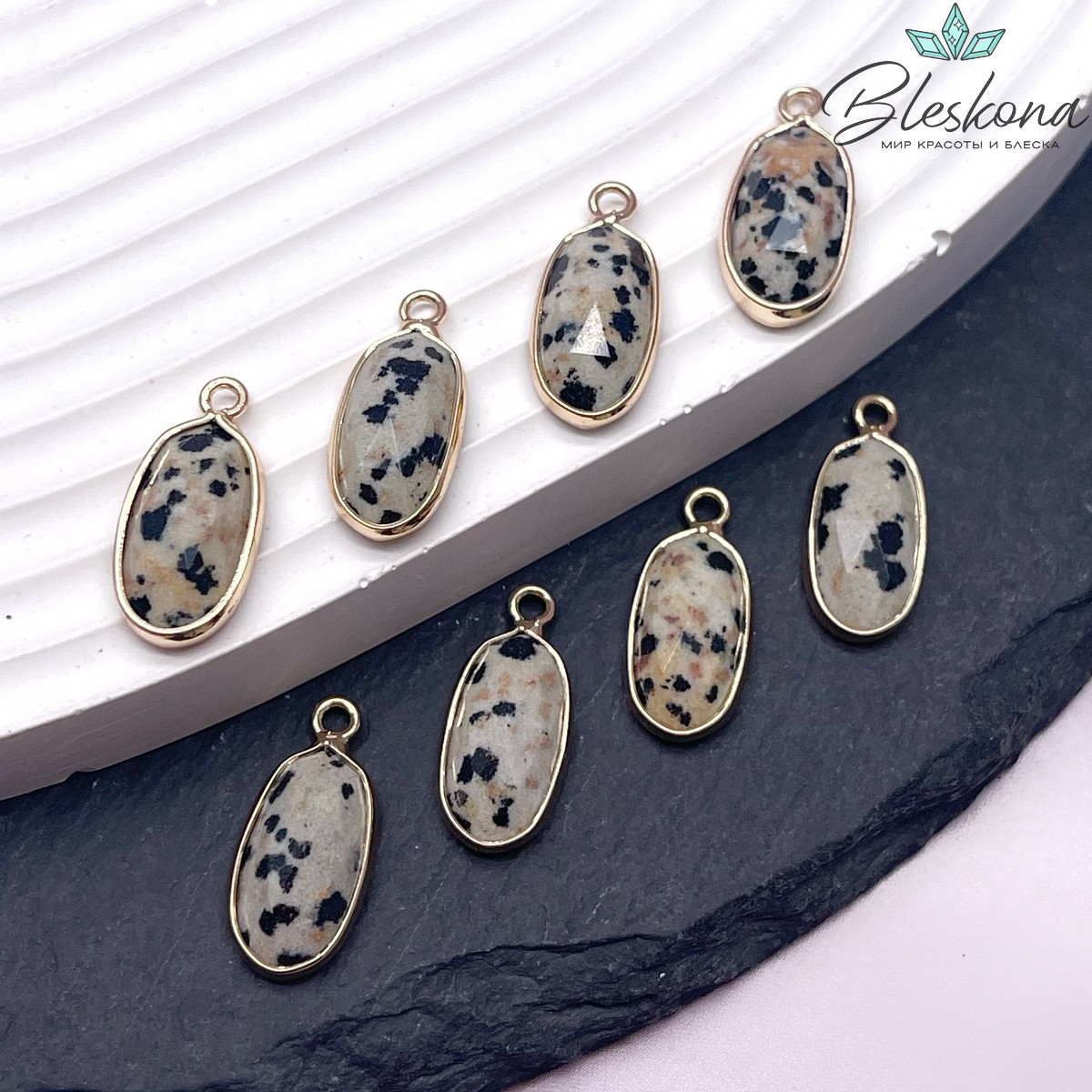 18*8,5 мм Цвет золото, Подвеска овал Яшма далматиновая огранка