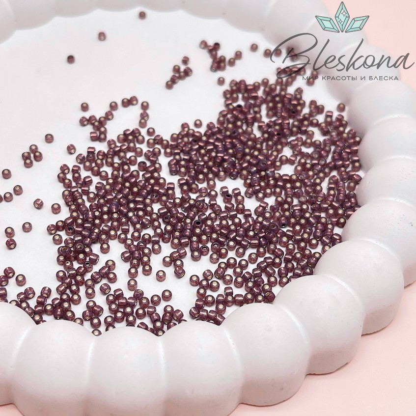 Бисер TOHO round 11/0 цвет №2114 (оттенок пурпурного)